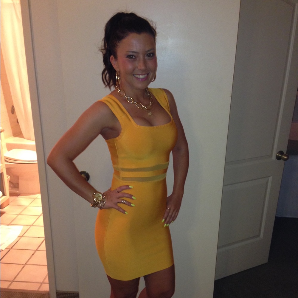 Orange Bandage Dress - Picture 4 of 4
